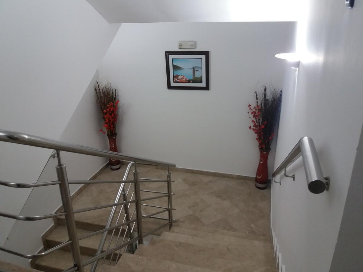 Hotel Viv Trebinje Bagian luar foto
